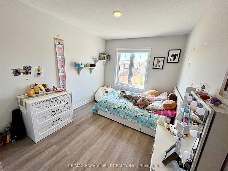 4 Harmony Way — Photo 10