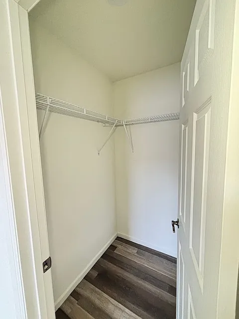 3 bed, 1300 sqft, $1,900 — Photo 2