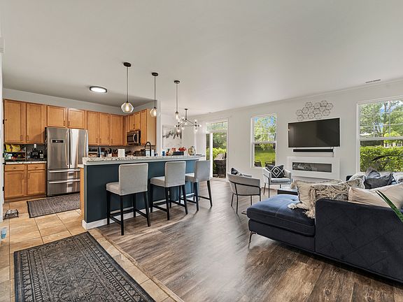 3rd image of 6524 Marble Ln #6524