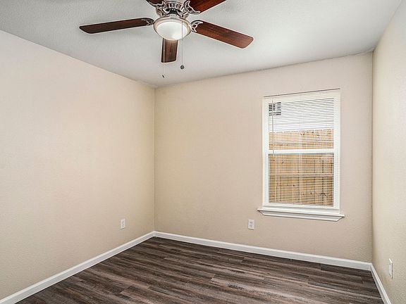 4th image of 2200 Brookes St Unit A