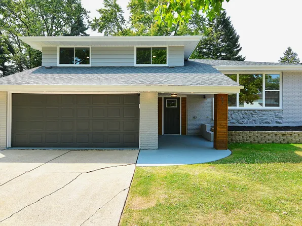 65 E 155th Pl, South Holland, IL 60473