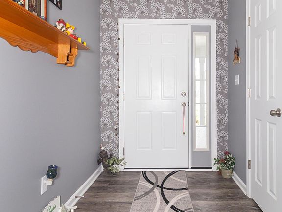 4th image of 2395 Silver Spoon Dr