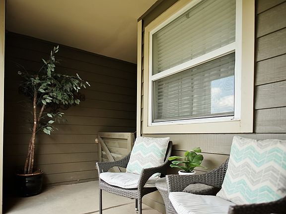 5th image of 2100 Old Taylor Rd #320E