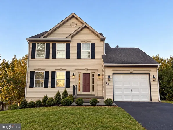 58 La Costa Blvd, Martinsburg, WV 25405