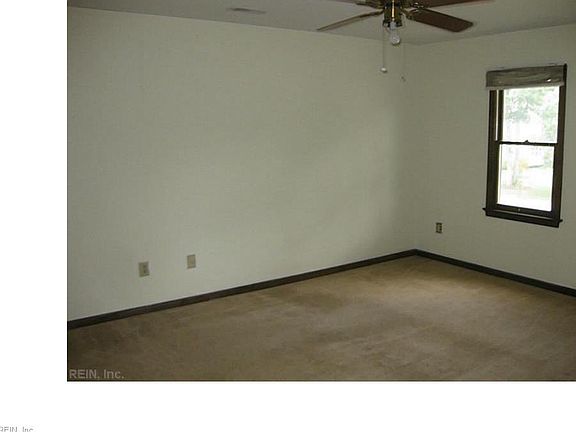 4th image of 1222 Colony Pines Dr