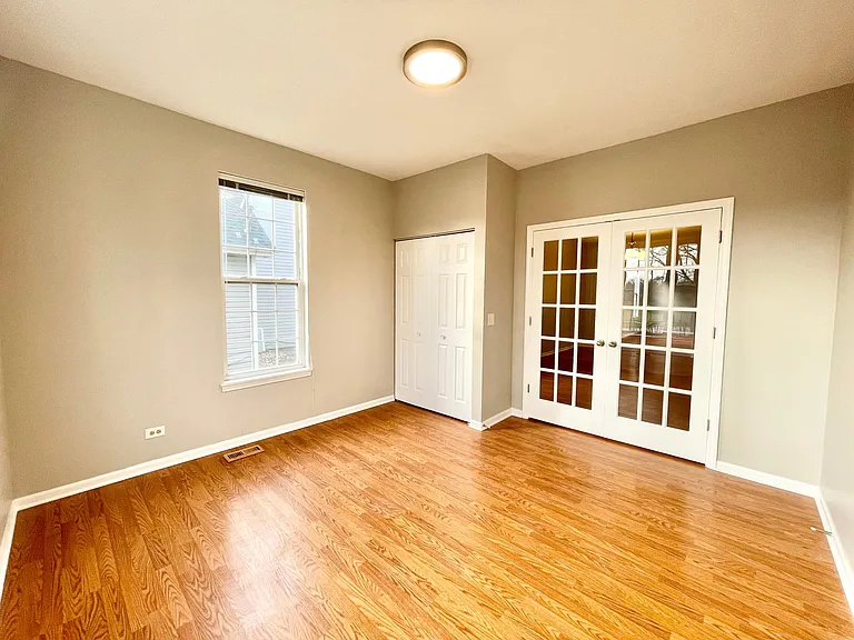 1675 McDowell Ave — Photo 7