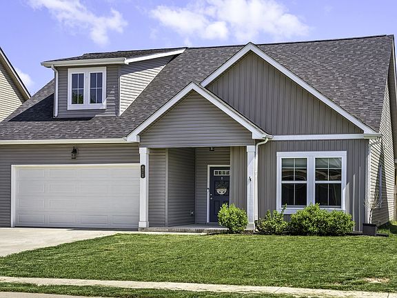 3rd image of 471 Kinslow Ct