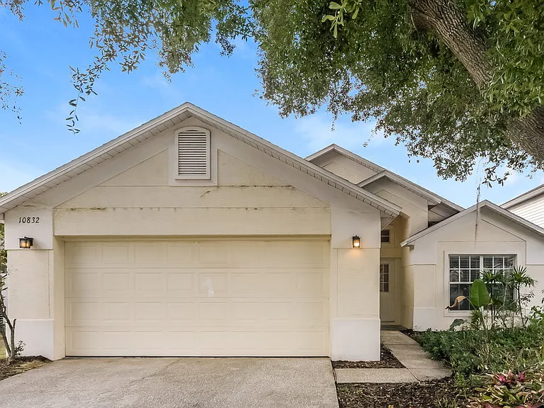 10832 Rushwood Way — Photo 1