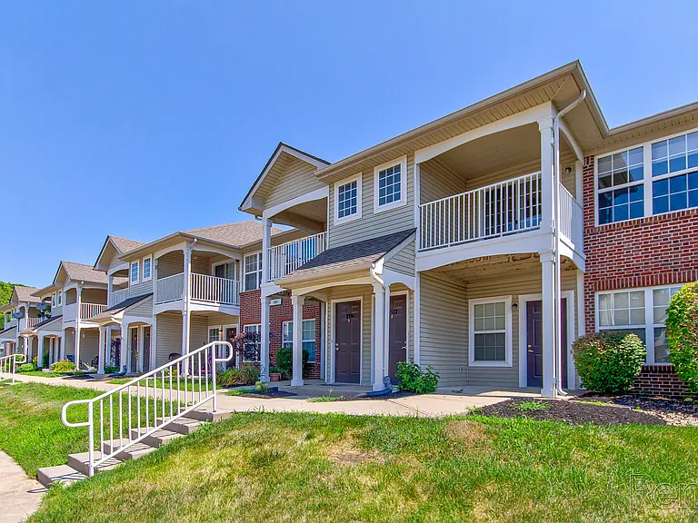 Trotters Pointe — Photo 23