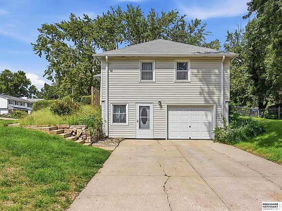 5th image of 1203 Thomas Dr