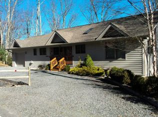 706 Pine Ridge Rd, Banner Elk, NC 28604