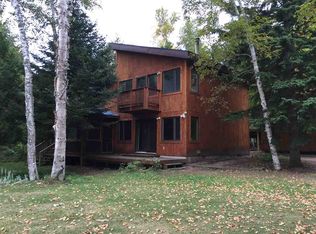 150 Eagles Nest Rd, Marquette, MI 49855