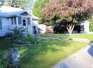 425 Popo Agie St, Lander, WY 82520
