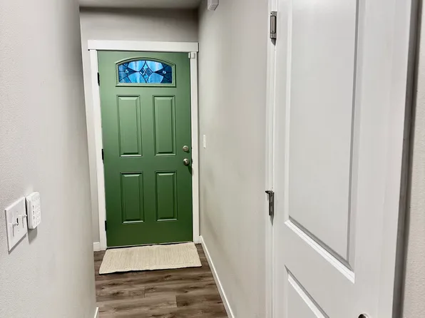 141 E Ellinor Peak Pl, Belfair, WA 98528