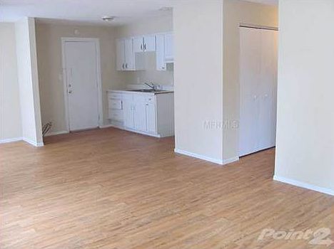 2nd image of 3204 W Reynolds St