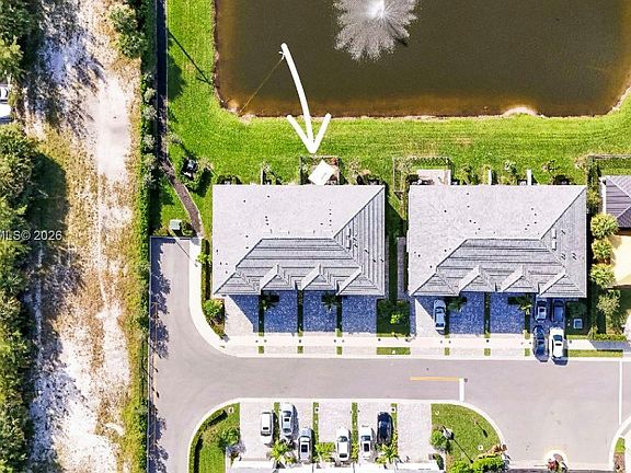 4th image of 2913 Olivia Ave