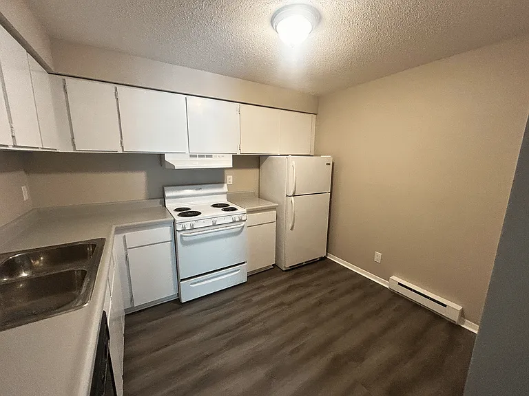 Willow Knolls Apartments — Photo 12