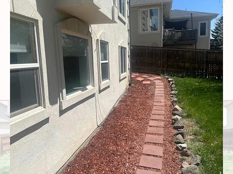 W 67th Pl — Photo 10