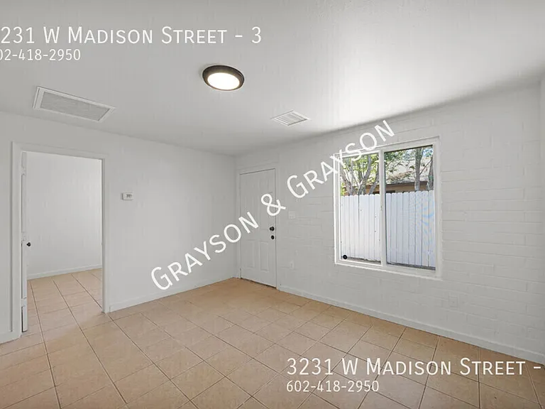 3231 W Madison St — Photo 13