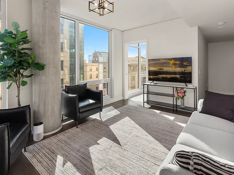 450 S Main St #806 — Photo 3