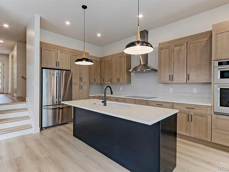 3510 N Wyandot St — Photo 12
