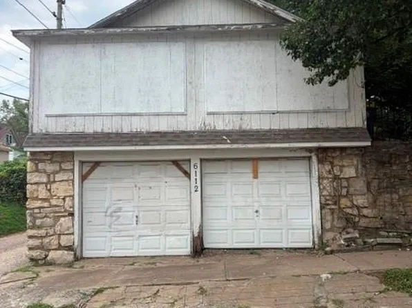 6112 Norledge Ave, Kansas City, MO 64123