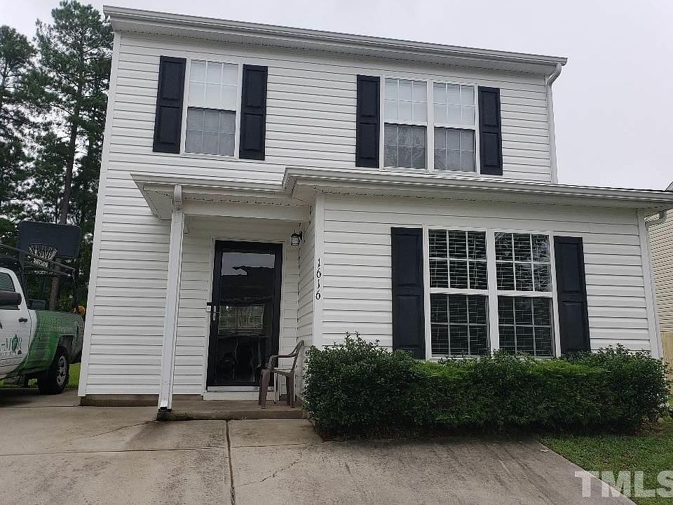 1st image of 1616 Great Bend Dr