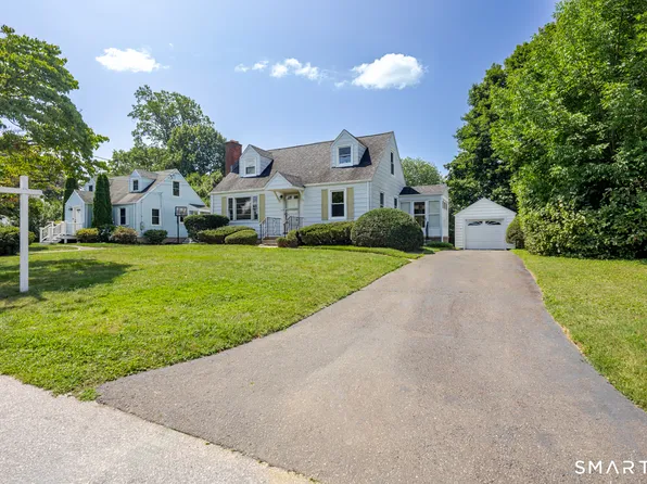 41 Stillson Place, Fairfield, CT 06824