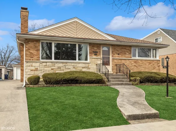 1422 Mandel Ave, Westchester, IL 60154