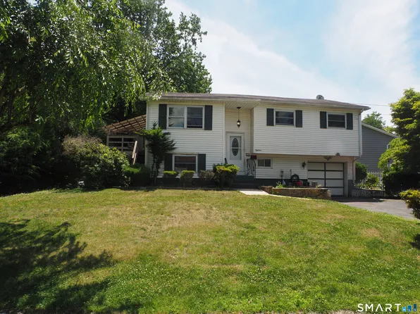 18 Country Club Road, Norwalk, CT 06851