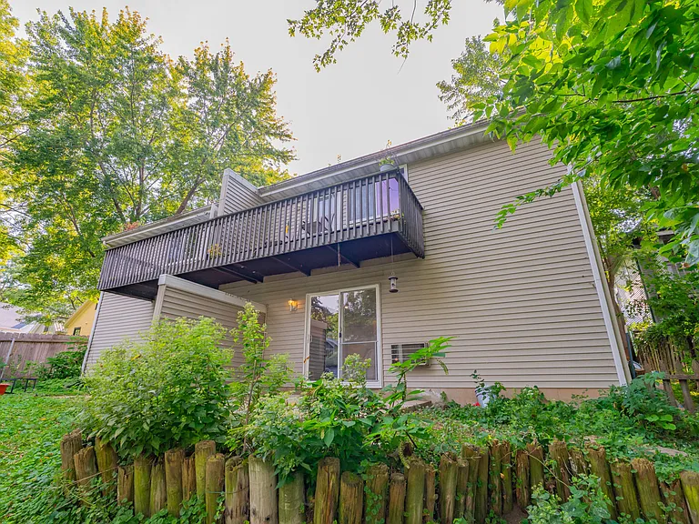 1230 E Dayton St #4 — Photo 14