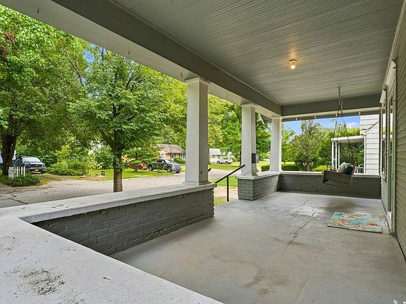 3rd image of 1809 Mississippi St