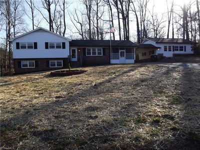 263 Laura St, Winston Salem, NC, 27107
