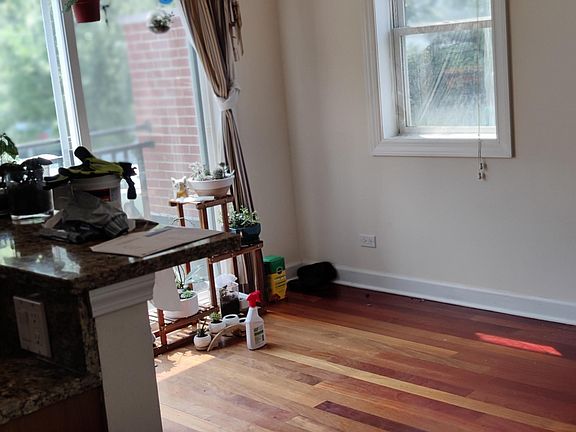 2nd image of 4879 N Winthrop Ave APT A