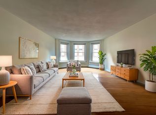 35 Stearns Rd #3, Brookline, MA 02446