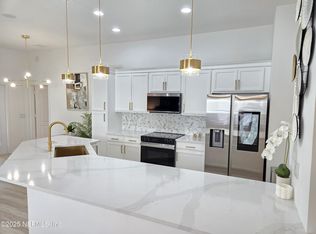 250 Sterling Hill Dr, Jacksonville, FL 32225