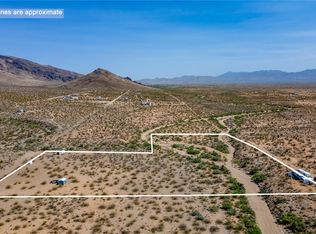 3 N Parker Rd, Golden Valley, AZ 86413