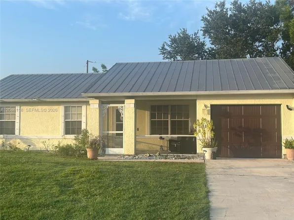 5411 NW Consumer Ave, Port Saint Lucie, FL 34983