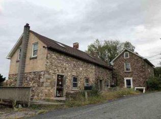 3893 Beeline Dr, Bethlehem, PA 18015