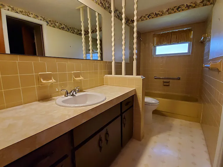 Bathroom #1