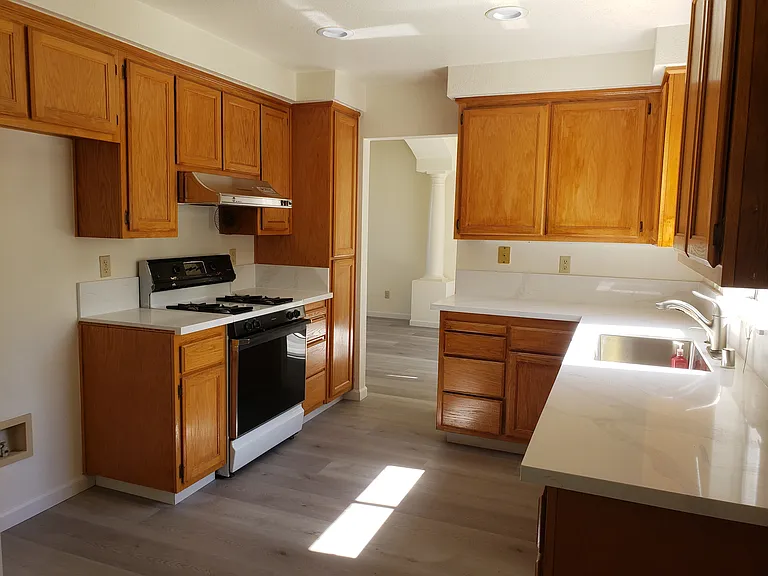 5583 Rightwood Way — Photo 3