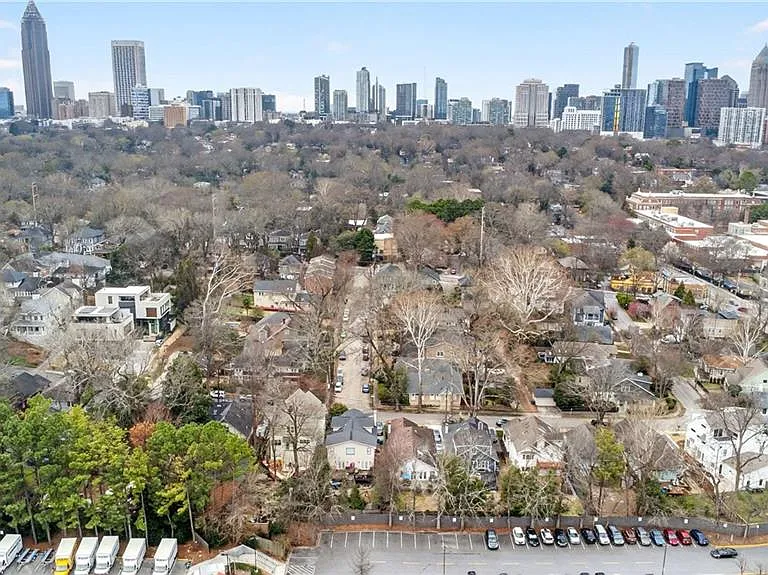 865 Monroe Cir NE — Photo 49