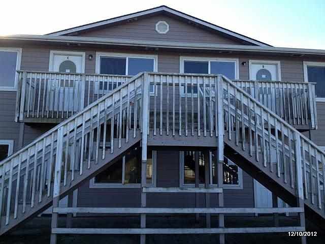 1st image of 1049 Pacific Ave