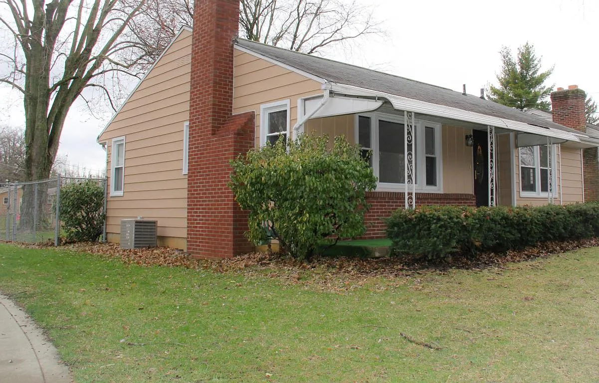1575 E Cooke Rd photo 1