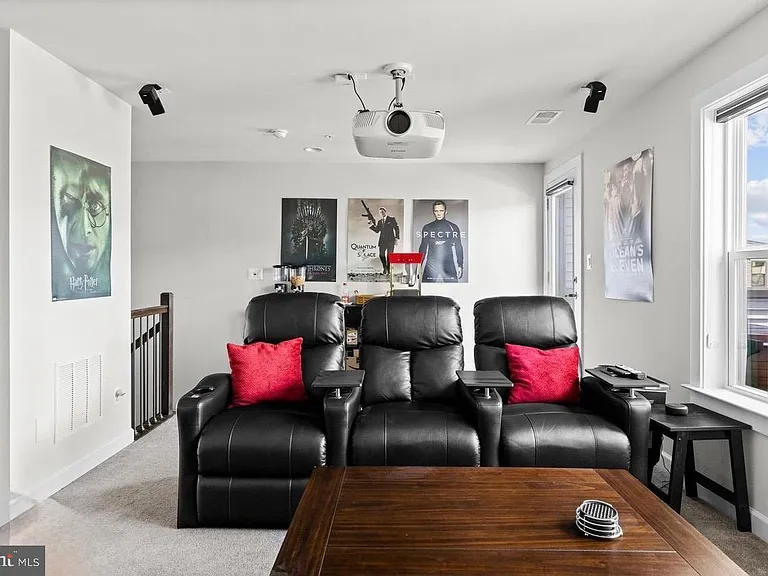 43386 Whitehead Ter — Photo 31