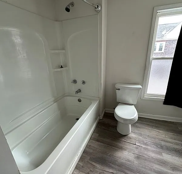 107 W Pulteney St #203 — Photo 8
