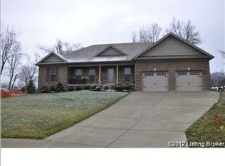 7617 Pavilion Park Rd, Louisville, KY 40214