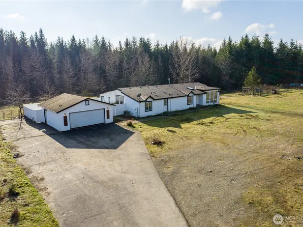 331 E Enchantment Heights Drive, Union, WA 98592