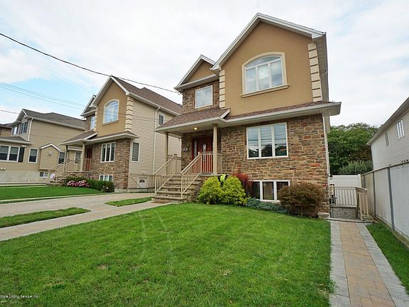 3rd image of 63 Van Brunt St