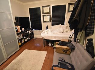 79 Myrtle St #3C, Boston, MA 02114